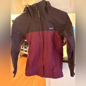 Patagonia Gray and Brown Jacket